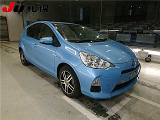TOYOTA AQUA 2014