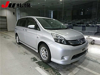 TOYOTA ISIS 2014