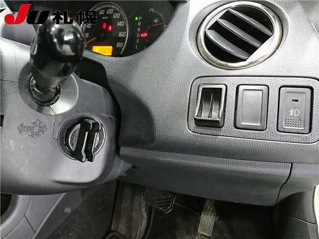 SUZUKI SWIFT 2009