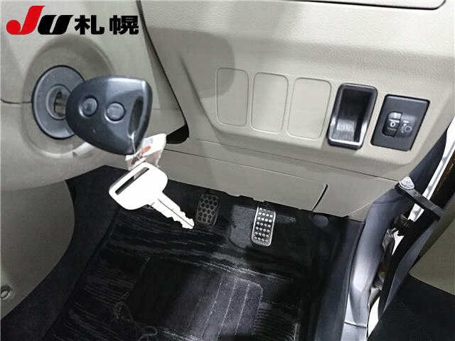 DAIHATSU MIRA 2012