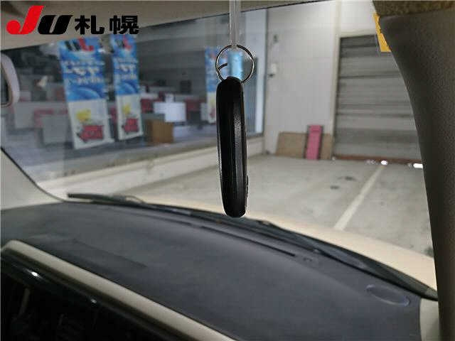 SUZUKI MRWAGON 2011