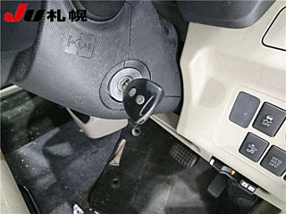 DAIHATSU MOVE 2014