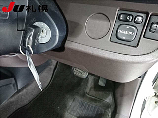 TOYOTA IQ 2009