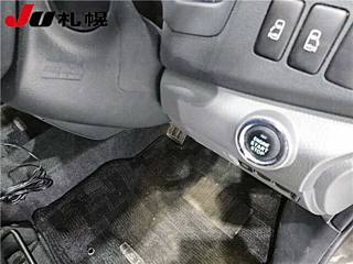 TOYOTA ISIS 2010