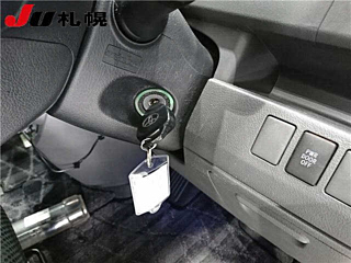 TOYOTA NOAH 2008