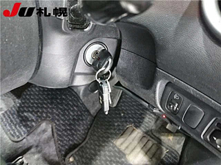 MITSUBISHI COLT PLUS 2009