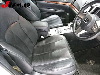 SUBARU LEGACY OUTBACK 2010