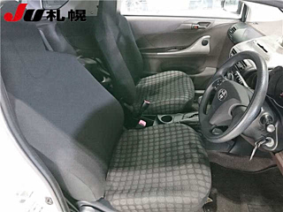 TOYOTA IQ 2009