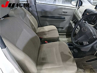 DAIHATSU MIRA E S 2012