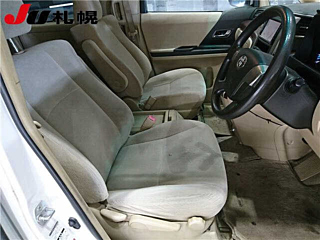 TOYOTA ALPHARD 2009