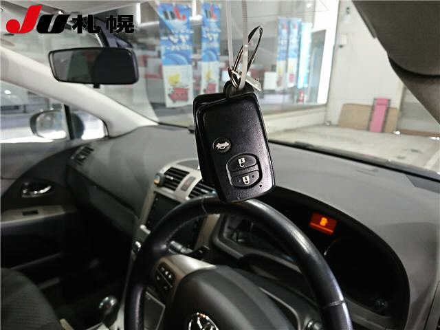 TOYOTA AVENSIS WAGON 2011