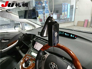 TOYOTA PRIUS 2010