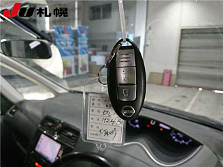 NISSAN SERENA 2012