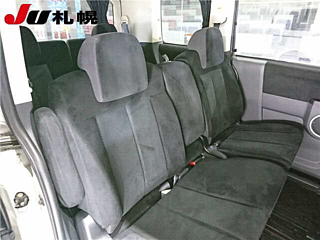 TOYOTA NOAH 2008