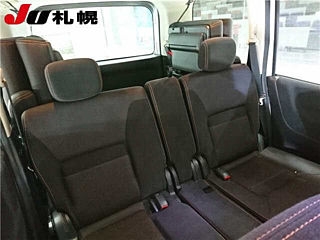 NISSAN SERENA 2011