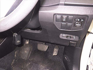 TOYOTA PRIUS 2015