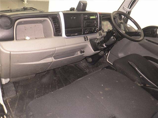 MITSUBISHI CANTER 2020