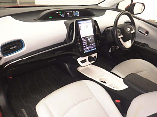 TOYOTA PRIUS PHV 2017