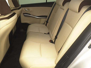 TOYOTA SAI 2015