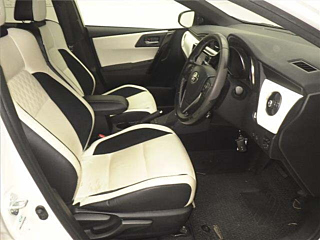 TOYOTA AURIS 2017