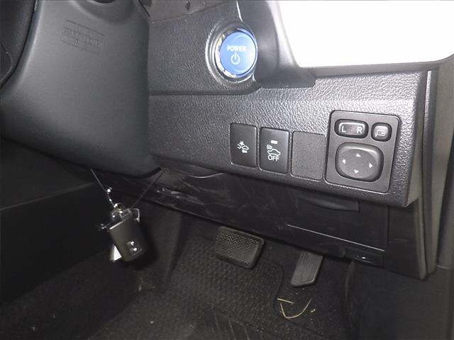 TOYOTA AURIS 2017