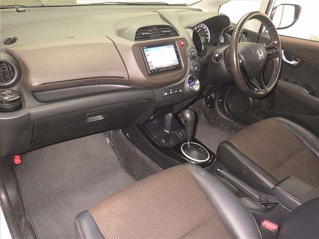 HONDA FIT SHUTTLE 2013