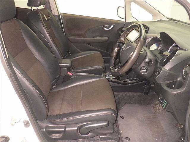 HONDA FIT SHUTTLE 2013