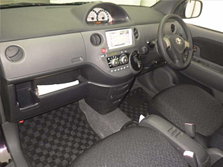 TOYOTA SIENTA 2015