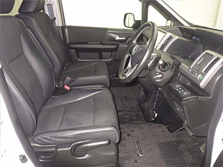 HONDA STEP WAGON 2012