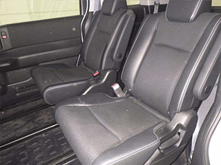 HONDA STEP WAGON 2012