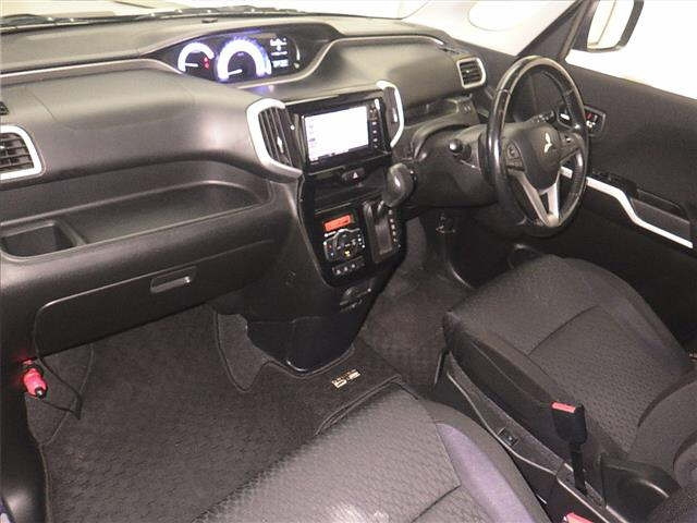 MITSUBISHI DELICA D2 2016