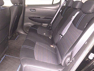 NISSAN LEAF 2018
