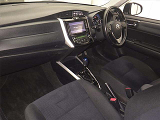 TOYOTA COROLLA FIELDER 2015