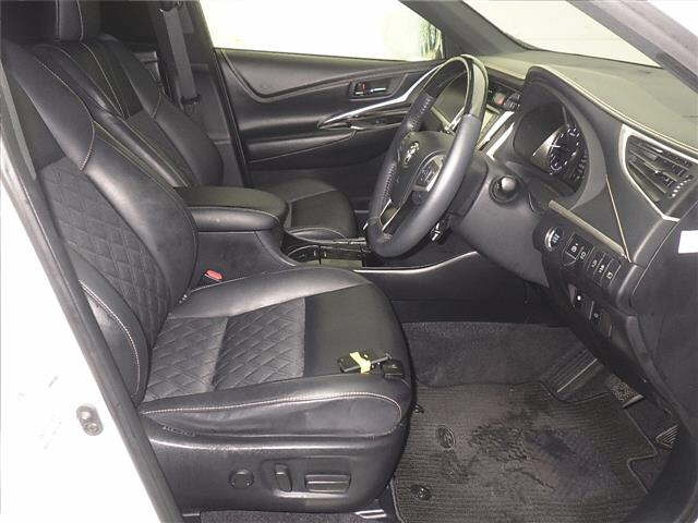 TOYOTA HARRIER 2018