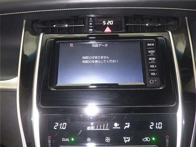 TOYOTA HARRIER 2018