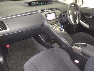 TOYOTA PRIUS 2013