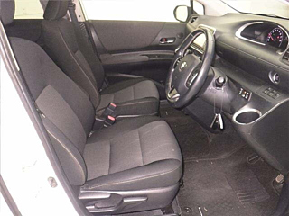 TOYOTA SIENTA 2020
