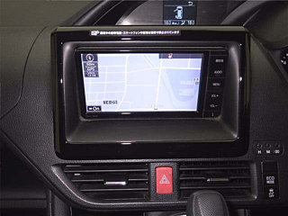 TOYOTA VOXY 2015
