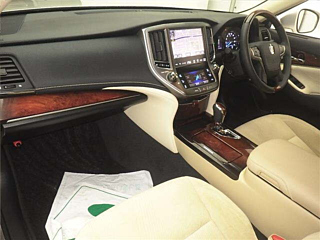 TOYOTA CROWN 2014