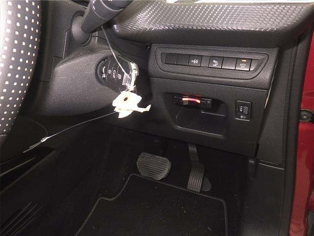 PEUGEOT 2008 2020