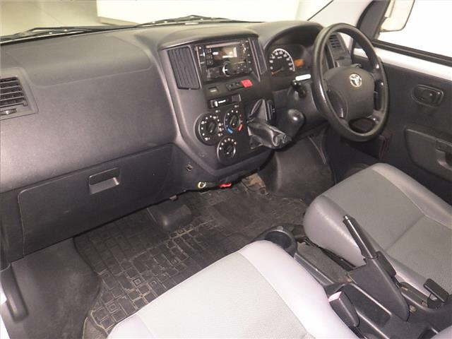 TOYOTA TOWN ACE VAN 2018