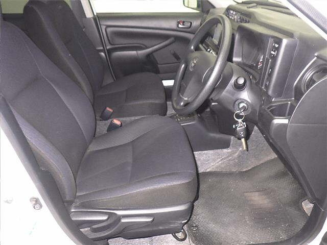 TOYOTA PROBOX 2020