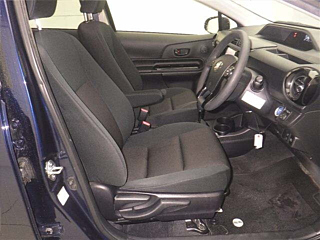 TOYOTA AQUA 2016