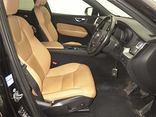 VOLVO XC60 2019