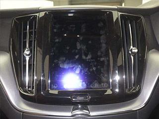 VOLVO XC60 2019