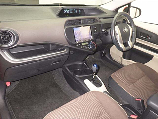 TOYOTA AQUA 2014