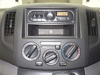 NISSAN NV200 2020