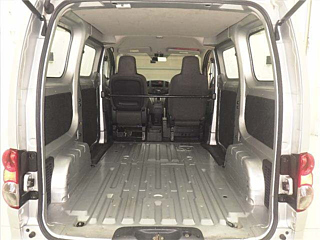 NISSAN NV200 2020