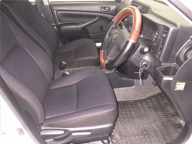 TOYOTA PROBOX 2019