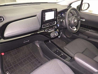 TOYOTA AQUA 2022